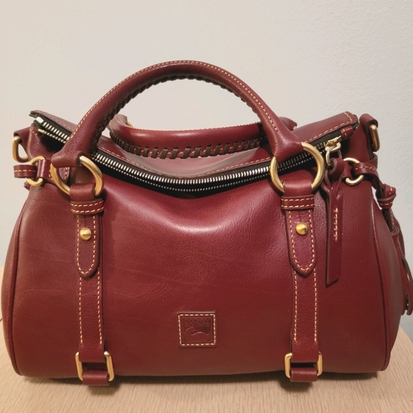 **SOLD**Dooney and Bourke Bordeaux satchel - Picture 2 of 8